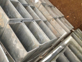 萍乡无缝矩形方管厂~镀锌无缝方管；非标方管首选无锡钢诺。