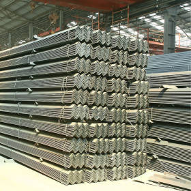 马钢厂家供应优质国标护栏建筑冲孔万能角钢 Q235角铁50*50*5