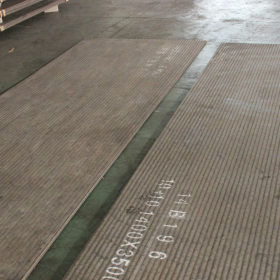 供应工矿设备用堆焊耐磨钢板 碳化铬双金属复合耐磨板