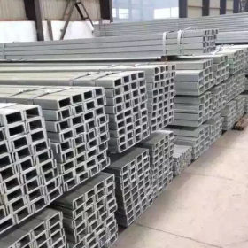 厂家供应 大小口径不锈钢方管 工业铝方管 优质无缝挤压方管