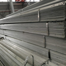 Q235B角铁角钢 厂家专业生产 钢结构用镀锌角钢 国标热镀锌角钢