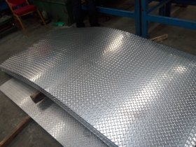 厂家销售不锈钢板 304不锈钢防滑板 量大优惠 防滑效果好
