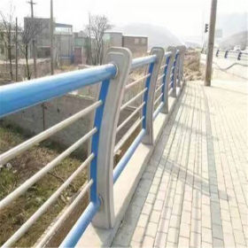 山东碳素钢复合钢管生产厂家 不锈钢复合管防撞栏杆