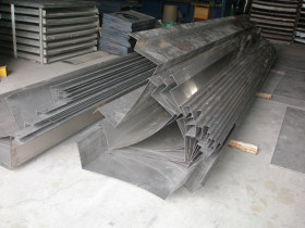 9米天沟定制 不锈钢板折弯加工 不锈钢卷圆卷管焊接加工
