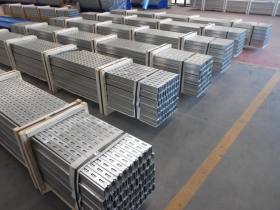 津西Q235B厂房建筑专用热镀锌C型钢  订做加工Q235非标C型钢