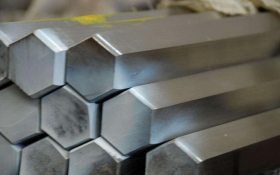 厂家批发SUS201不锈钢板 不锈钢圆棒 不锈钢钢材一公斤价格