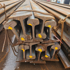 广东深圳市钢铁路用钢轨 起重设备用轨道钢 道轨钢轻轨
